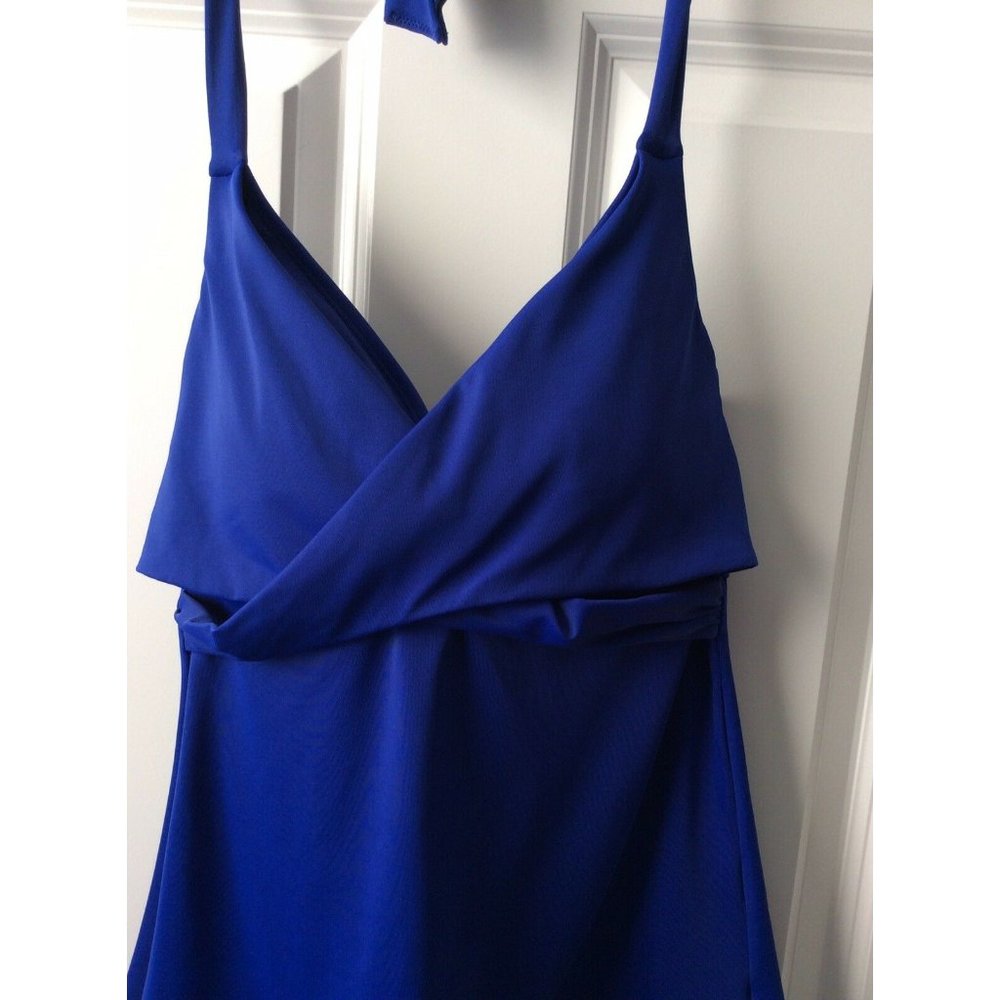Athleta Swimwear Top, Womens, Size 34B, Built In Bra - Picture 2 of 5